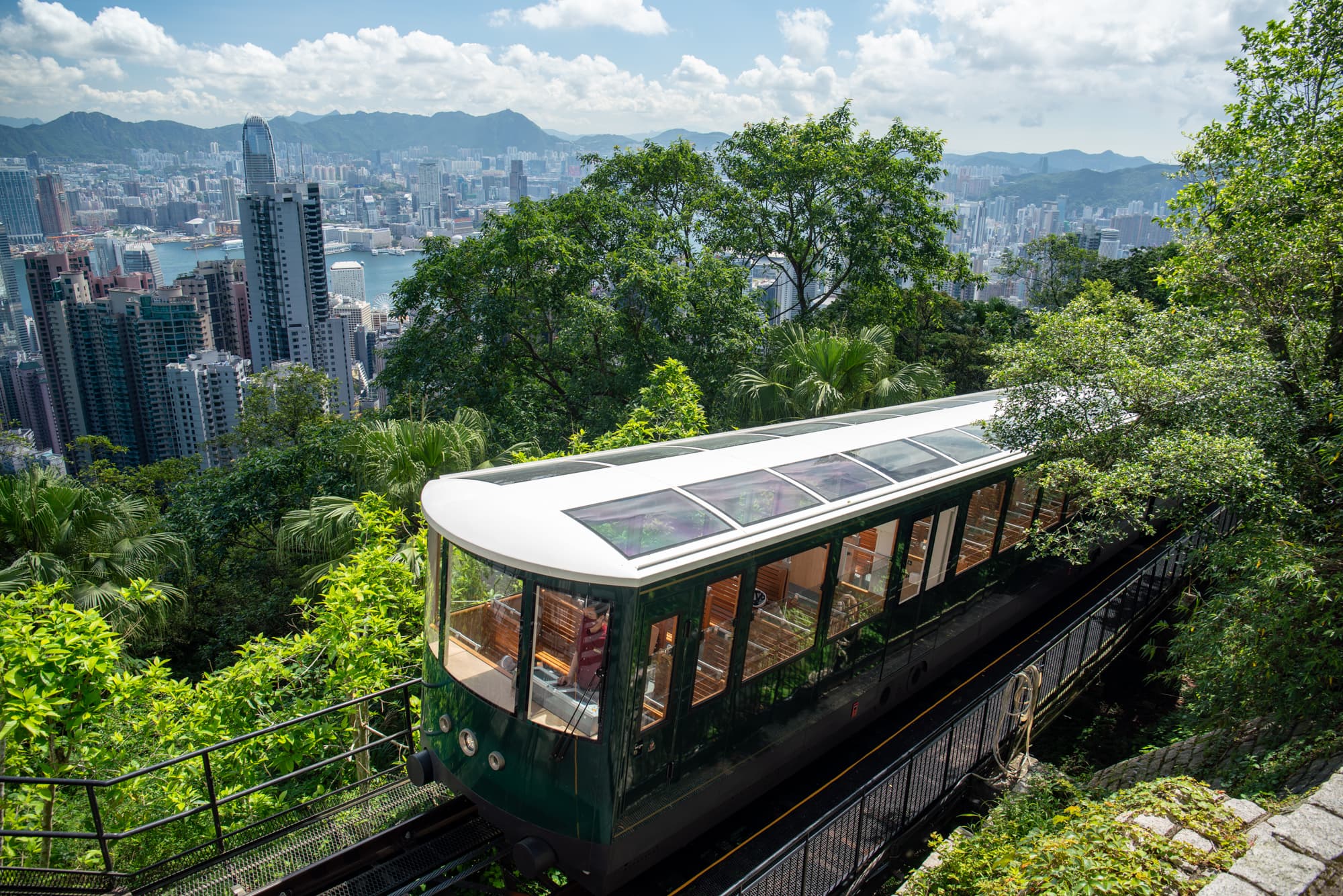 Die Peak Tram