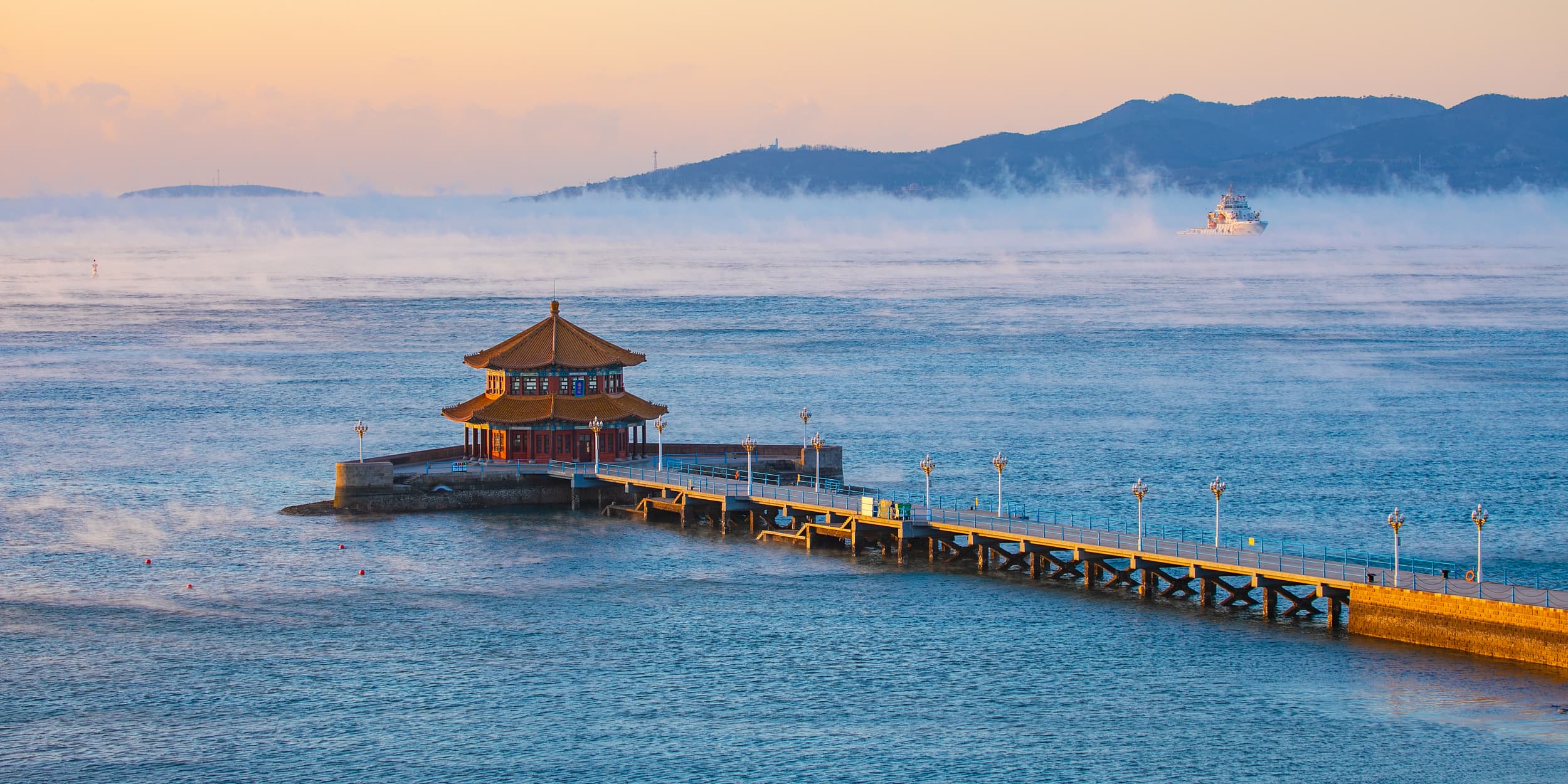 Zhanqiao Pier cover image